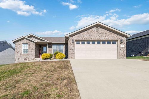 321 Wyldwood Way, Berea, KY, 40403-8109 | Card Image