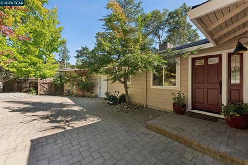 11 Altamount Dr, Orinda, CA, 94563-4103 | Card Image
