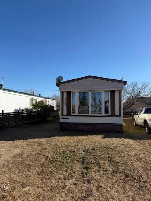 5023 46 St, Hardisty, AB, T0B1V0 | Card Image