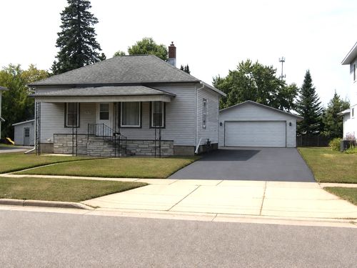 1616 Clermont St, Antigo, WI, 54409-2313 | Card Image