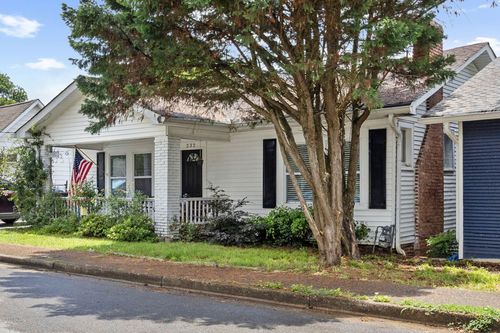 232 Jarnigan Ave, Chattanooga, TN, 37405-4127 | Card Image