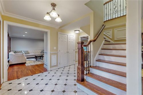 23 Vail Pl, Mahwah, NJ, 07430-3018 | Card Image