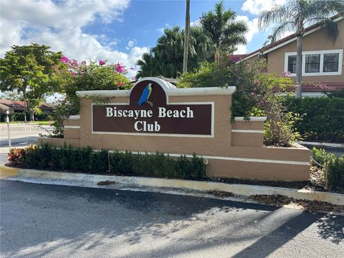 apt-423-10441 Sw 156th Ct, Miami, FL, 33196-3530 | Card Image