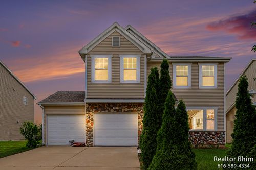 620 Worthington Dr, Lansing, MI, 48906-5587 | Card Image