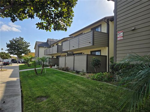 201-2624 W Porter Avenue, Fullerton, CA, 92833 | Card Image