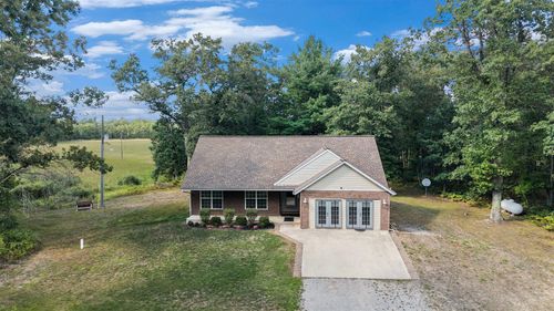 2715 W 13 Mile Rd, Bitely, MI, 49309-8001 | Card Image