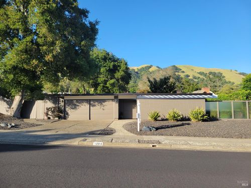 1284 Idylberry Rd, San Rafael, CA, 94903-1056 | Card Image