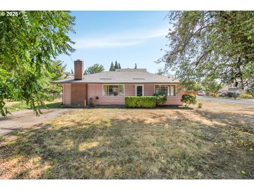 9404 Se 42nd Ave, Milwaukie, OR, 97222-5721 | Card Image