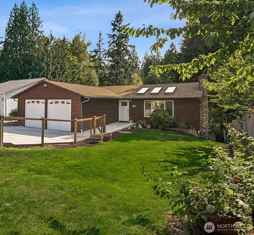 25318 170th Pl Se, Covington, WA, 98042-5238 | Card Image
