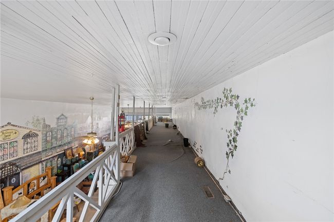 Original Hanging Balcony | Image 17