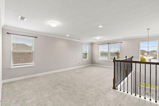 Upstairs loft | Image 25