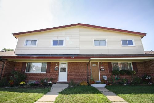 9404 Hamlin Ave, Des Plaines, IL, 60016-3920 | Card Image