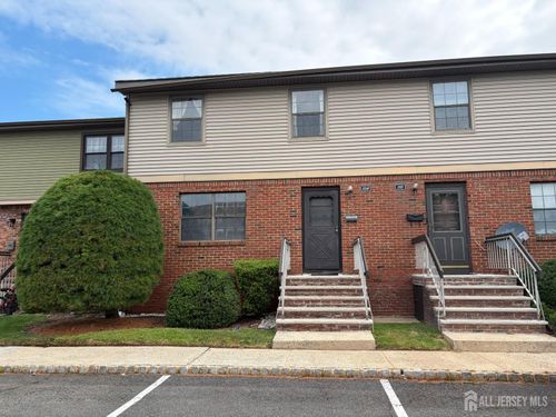 109 Maple Hill Dr, Woodbridge, NJ, 07095-4102 | Card Image