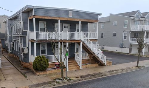 217-221 E Burk Ave, Wildwood, NJ, 08260-4640 | Card Image