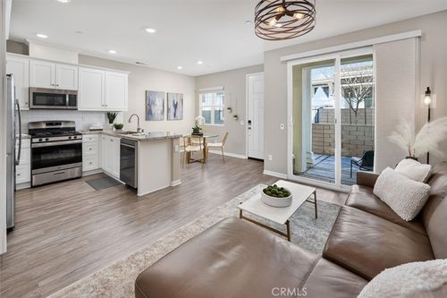 22922 Harvest Mill Cir, Saugus, CA, 91350-5859 | Card Image