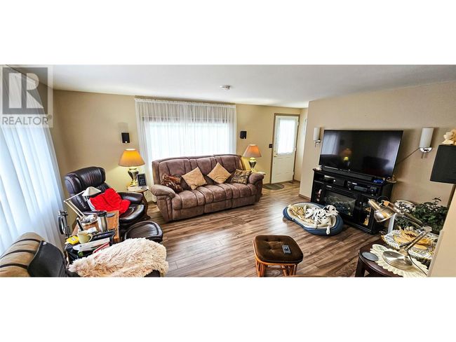 3705 Kahn Rd, House other with 4 bedrooms, 2 bathrooms and null parking in Cranbrook BC | Image 7