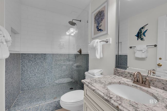 Bathroom | Image 16
