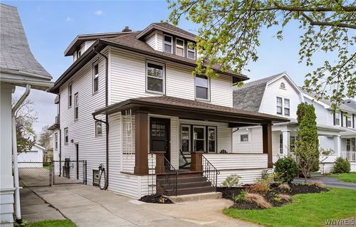 120 Frontenac Ave, Buffalo, NY, 14216-1929 | Card Image