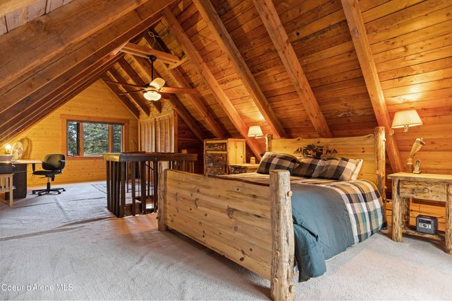 Upstairs bedroom | Image 16