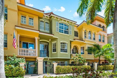 11840 Valencia Gardens Ave, Palm Beach Gardens, FL, 33410-2933 | Card Image