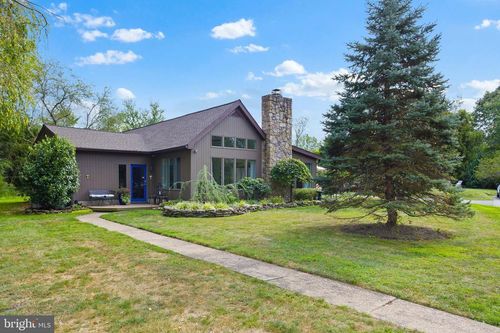 409 Federal City Rd, Pennington, NJ, 08534-4208 | Card Image