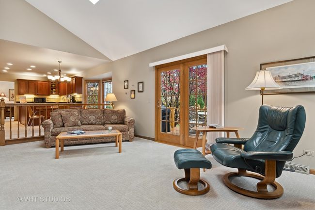 1512 Meisch Ct, House other with 4 bedrooms, 3 bathrooms and 2 parking in Naperville IL | Image 15