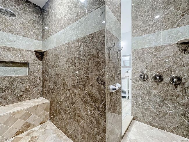 Shower | Image 26