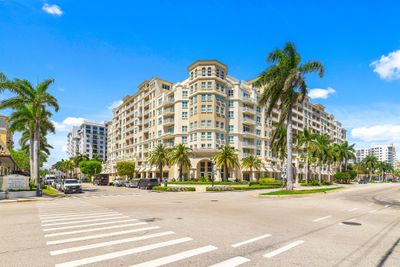 243 - 99 Se Mizner Boulevard, Condo with 2 bedrooms, 2 bathrooms and null parking in Boca Raton FL | Image 1