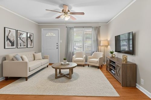 5229 Ira St N, Haltom City, TX, 76117-2424 | Card Image