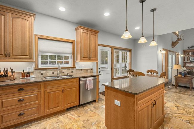 116 W Trappers Loop, Home with 3 bedrooms, 3 bathrooms and null parking in Chewelah WA | Image 18