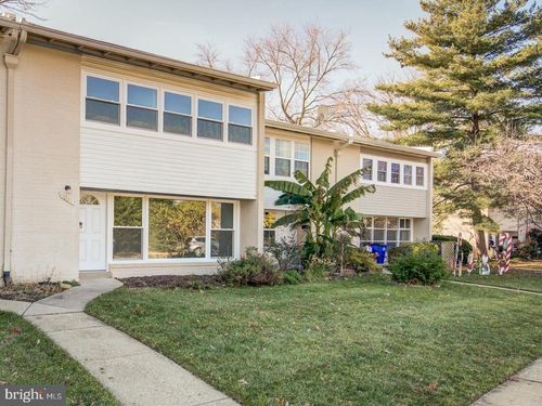 5021 Americana Dr, ANNANDALE, VA, 22003-5068 | Card Image