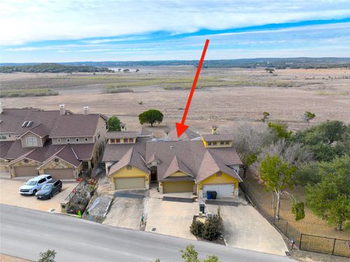 952 Parkview Dr, Canyon Lake, TX, 78133-3316 | Card Image