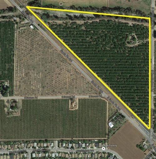 3335 S Cunningham Rd, Le Grand, CA, 95333-9612 | Card Image