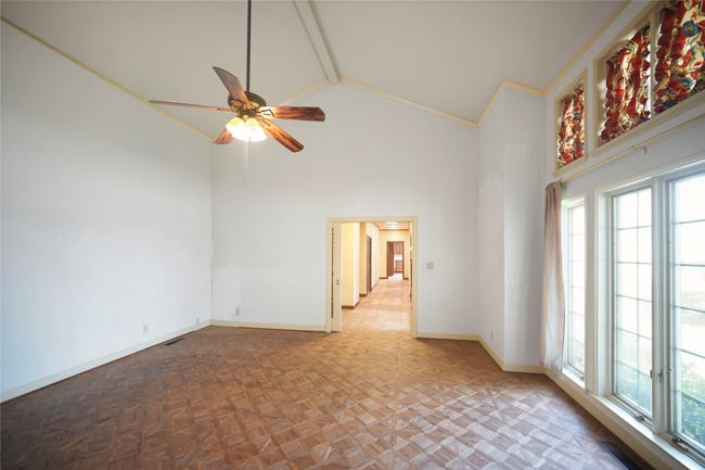 108 E Thompson St, House other with 2 bedrooms, 4 bathrooms and null parking in Jacksboro TX | Image 16