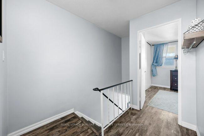 522 - 350 Quigley Rd, Condo with 3 bedrooms, 1 bathrooms and null parking in Hamilton ON | Image 15