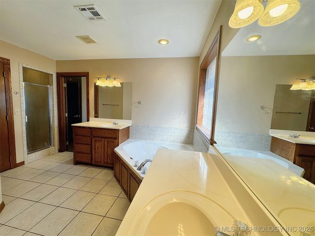 1530 Redwood Pl, House other with 4 bedrooms, 3 bathrooms and null parking in Tahlequah OK | Image 45