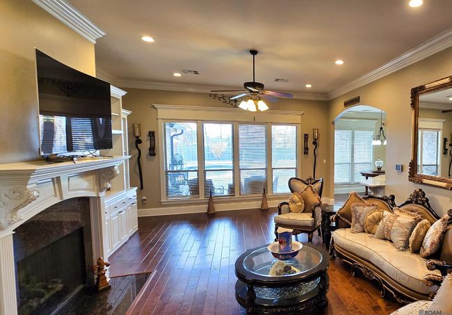 6549 Clark Plantation Dr, House other with 4 bedrooms, 3 bathrooms and 4 parking in Gonzales LA | Image 5