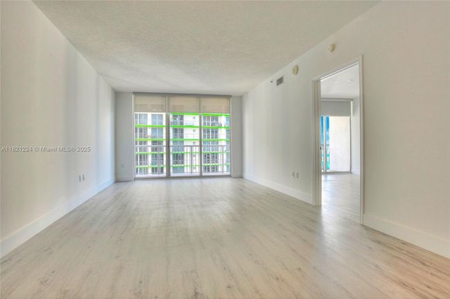 APT-3205 - 1750 N Bayshore Dr, Condo with 1 bedrooms, 1 bathrooms and null parking in Miami FL | Image 7