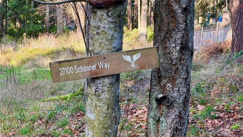 27100 Schooner Way, Pender Island, BC, V0N2M2 | Card Image