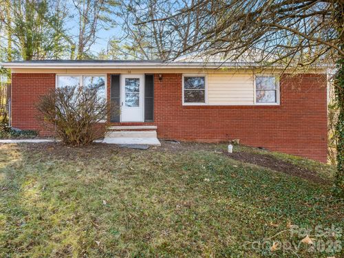 51 W Chapel Rd, Asheville, NC, 28803-9694 | Card Image