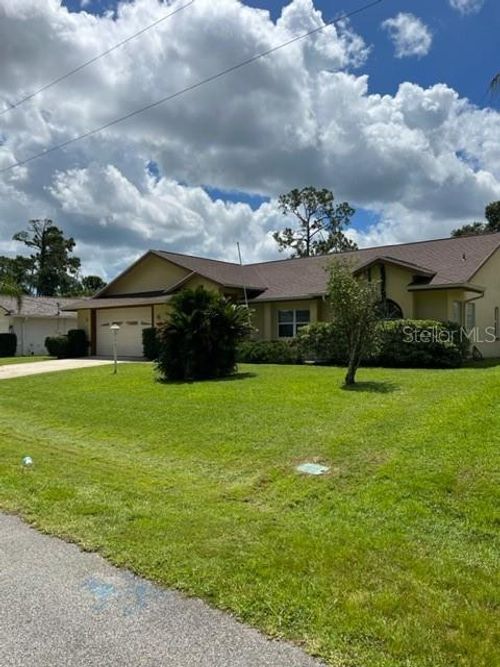 110 Foxhall Ln, Palm Coast, FL, 32137-4457 | Card Image