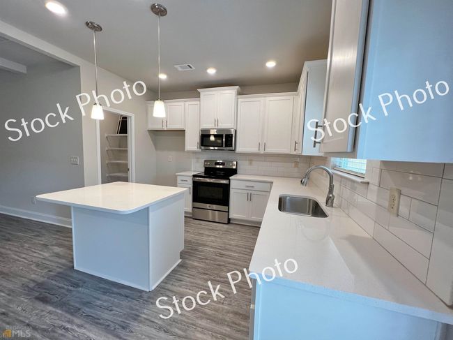 UNIT-1 - 5406 Rockfern Dr, Townhouse with 3 bedrooms, 3 bathrooms and 2 parking in Lilburn GA | Image 4