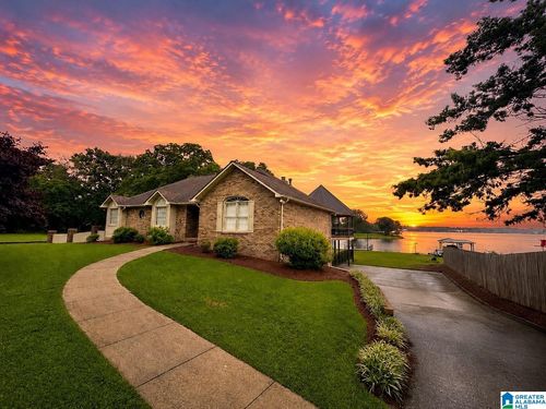 126 Amitola Dr, Cropwell, AL, 35054-3934 | Card Image