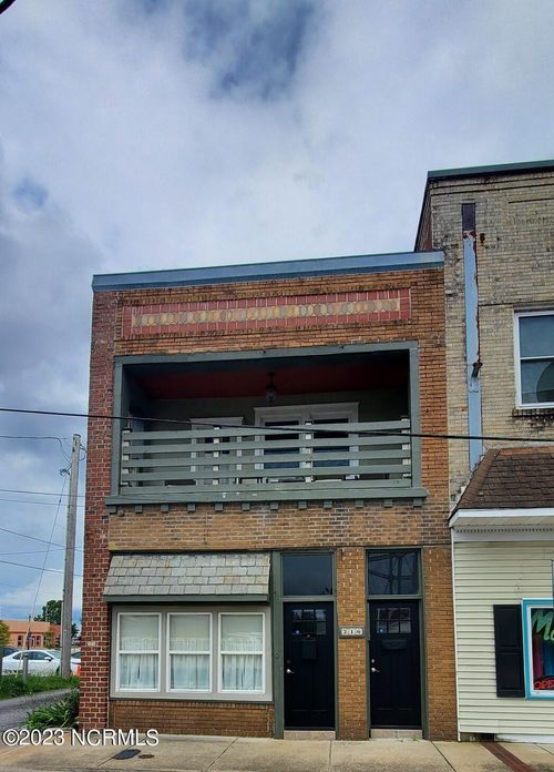 upstairs-216 N Martin Luther King Jr Drive, Elizabeth City, NC, 27909 | Card Image