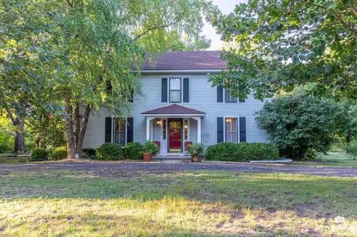 5040 Cattle Dr, Manhattan, KS, 66502-9207 | Card Image