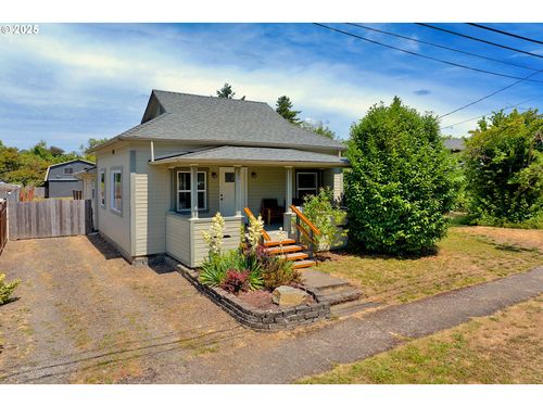 157 E Elmore St, Lebanon, OR, 97355-3419 | Card Image