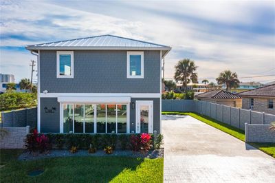 144 Frazar Road, House other with 2 bedrooms, 2 bathrooms and null parking in DAYTONA BEACH FL | Image 1