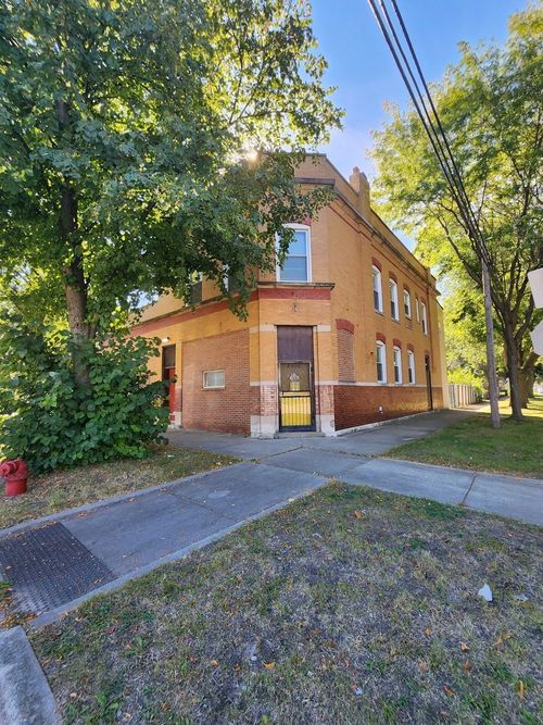 2-8900 S Normal Ave, CHICAGO, IL, 60620-2211 | Card Image