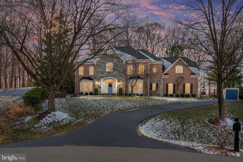 304 Gatsby Pl, EDGEWATER, MD, 21037-2774 | Card Image