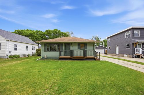 918 14th St N, Moorhead, MN, 56560-1603 | Card Image